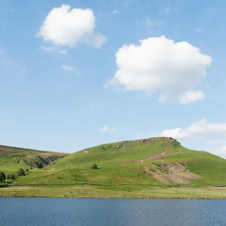 Broughton Grove - Skipton, Pet Friendly, Canal Access בית נופש