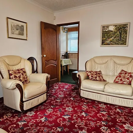 Broughton Grove - Skipton, Pet Friendly, Canal Access *