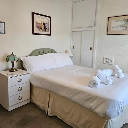 Broughton Grove - Skipton, Pet Friendly, Canal Access