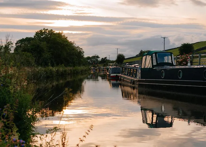 Дом отдыха Broughton Grove - Skipton, Pet Friendly, Canal Access Скиптон