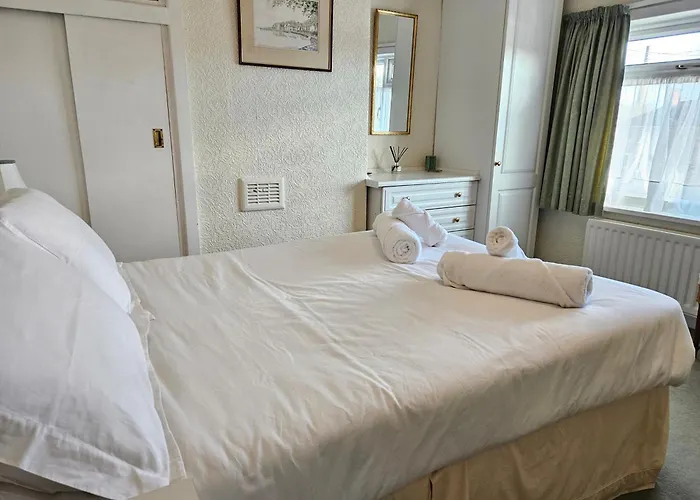 Broughton Grove - Skipton, Pet Friendly, Canal Access * Скиптон